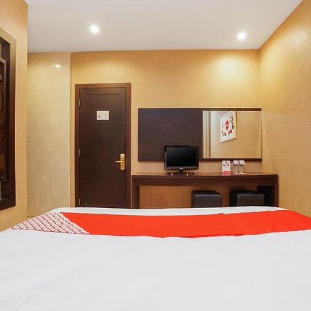 Istana Permata Ngagel Otel Surabaya Dış mekan fotoğraf