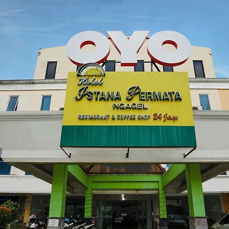 Istana Permata Ngagel Otel Surabaya Dış mekan fotoğraf