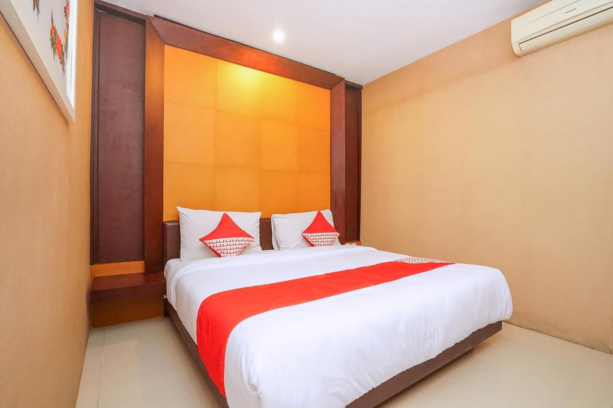 Istana Permata Ngagel Otel Surabaya Dış mekan fotoğraf