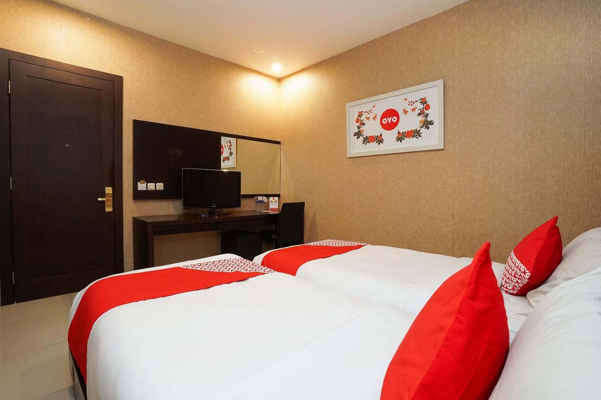 Istana Permata Ngagel Otel Surabaya Dış mekan fotoğraf