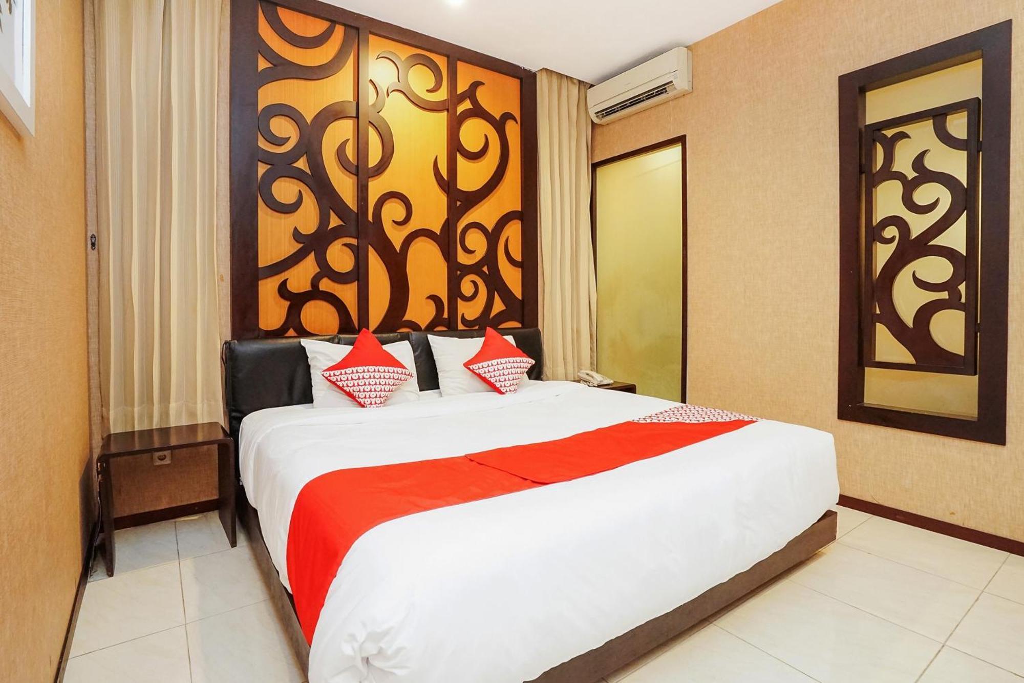 Istana Permata Ngagel Otel Surabaya Dış mekan fotoğraf