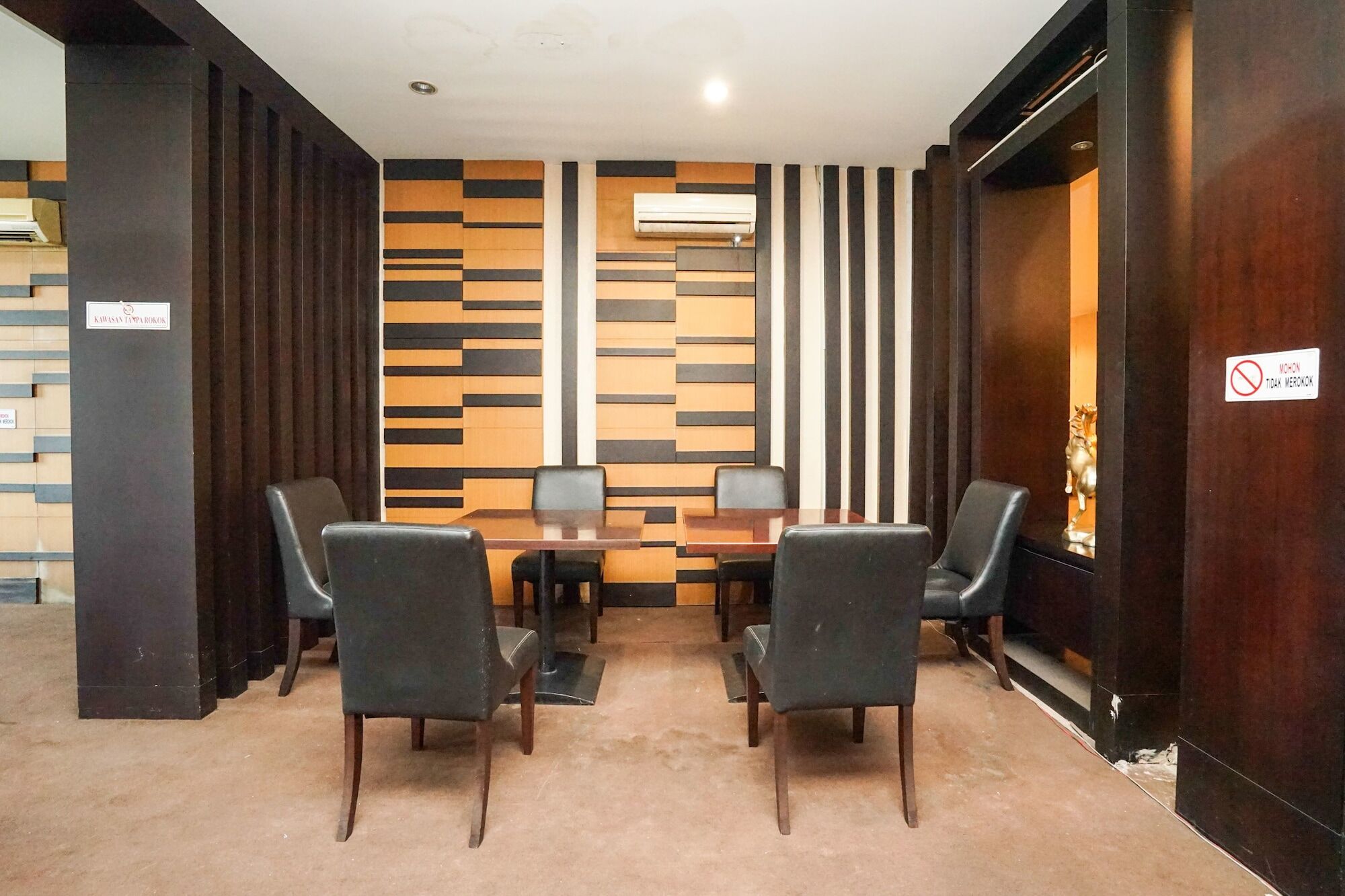 Istana Permata Ngagel Otel Surabaya Dış mekan fotoğraf