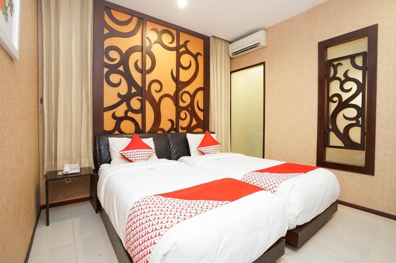 Istana Permata Ngagel Otel Surabaya Dış mekan fotoğraf