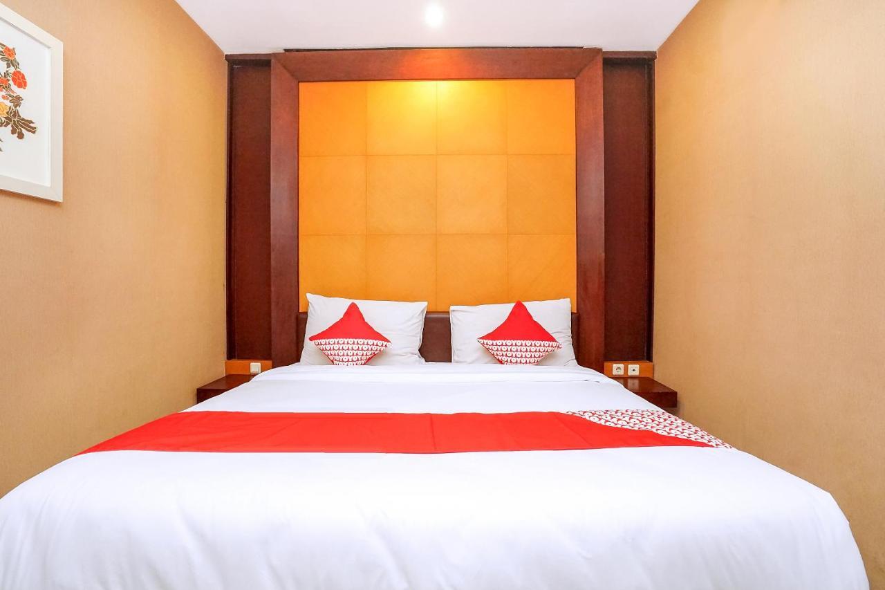 Istana Permata Ngagel Otel Surabaya Dış mekan fotoğraf