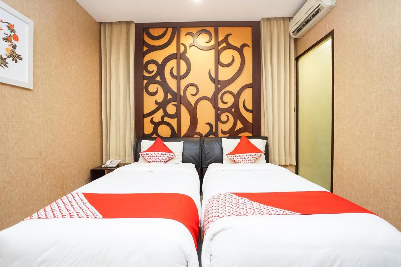 Istana Permata Ngagel Otel Surabaya Dış mekan fotoğraf